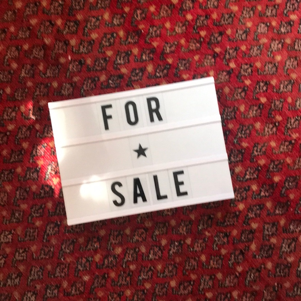 LED light box w/ Letters